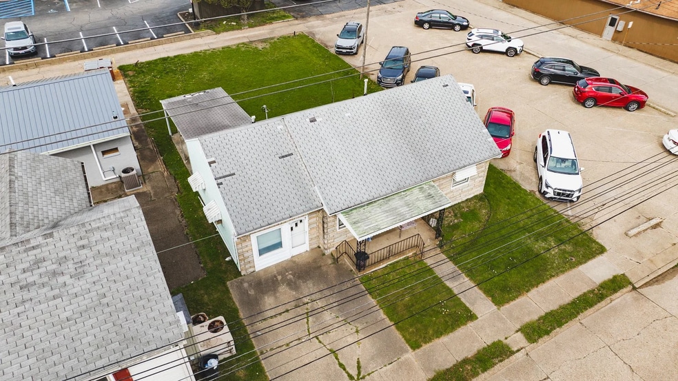 More Photos Of 505 27th St, Vienna Office For Sale