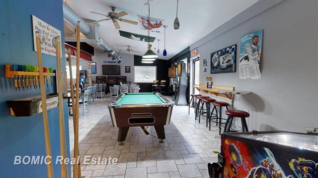 More Photos Of 11850 S Gera Rd, Birch Run Restaurant For Sale