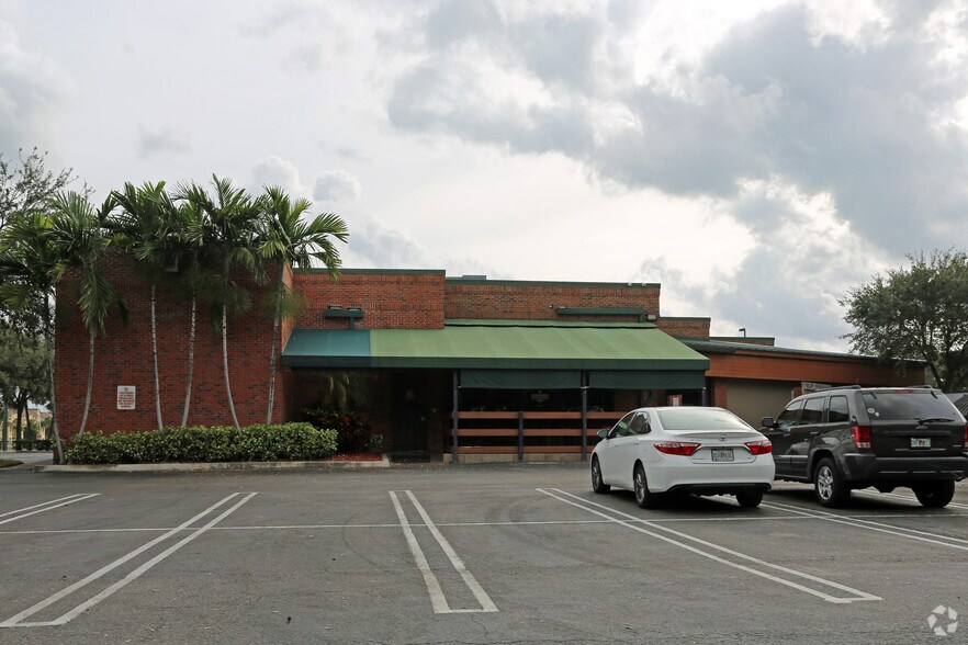 More Photos Of 1333 N Congress Ave, Boynton Beach Restaurant For Sale