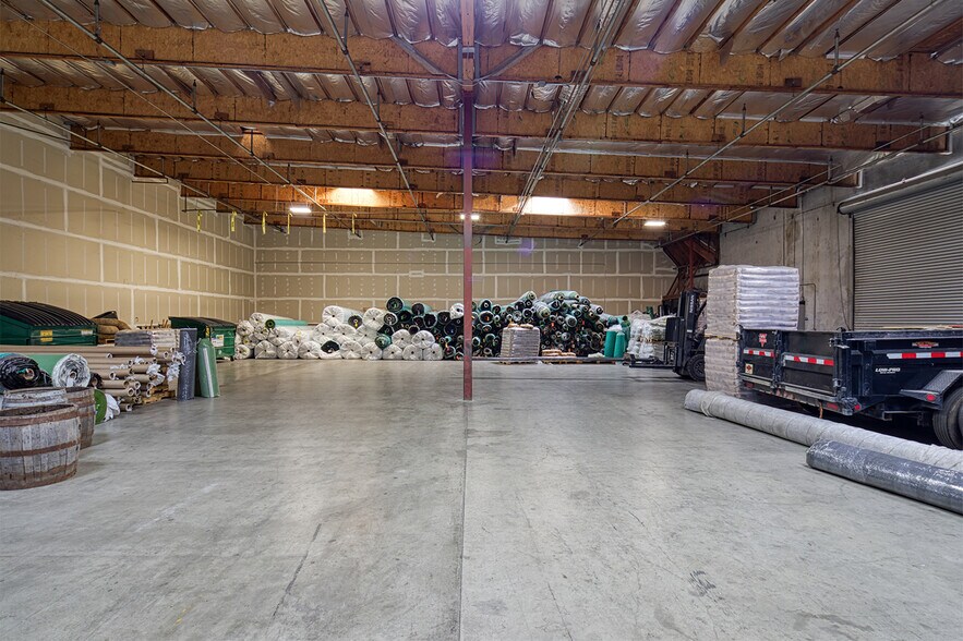 More Photos Of 3920 W Capitol Ave, West Sacramento Warehouse For Sale