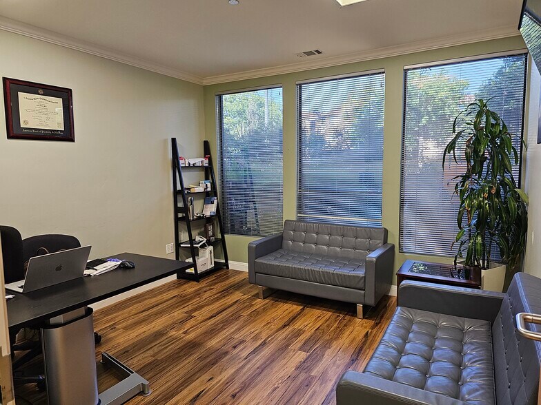 More Photos Of 2542 S Bascom Ave, Campbell Office For Sale