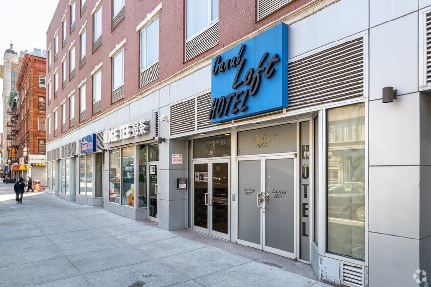 More Photos Of 94 Canal St, New York Hospitality For Sale