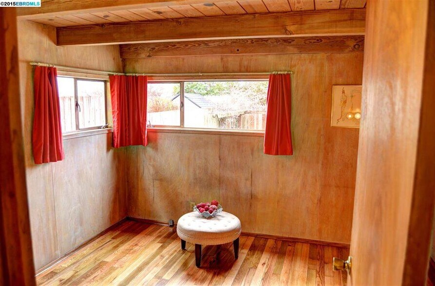 More Photos Of 986 Kains Ave, Albany Apartments For Sale