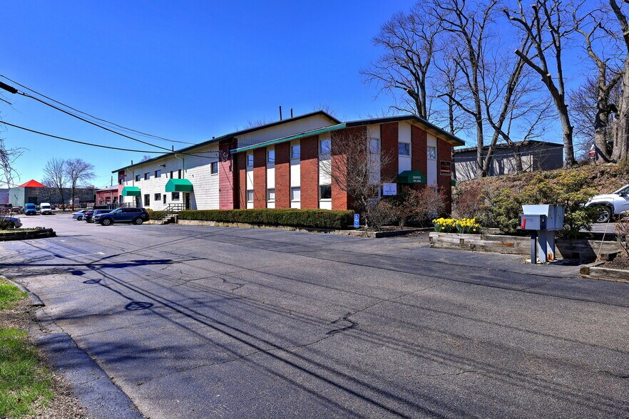 More Photos Of 284 Racebrook Rd, Orange Office For Sale