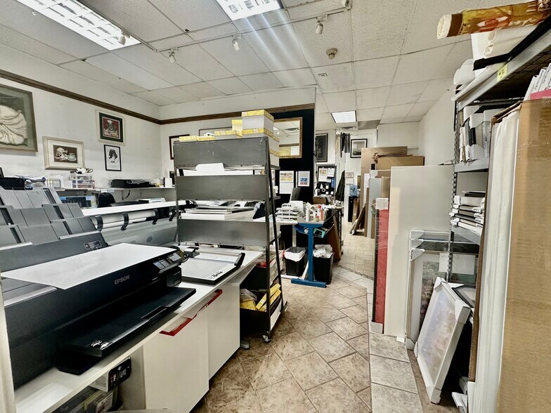 More Photos Of 202 Sound Beach Ave, Old Greenwich General Retail For Lease