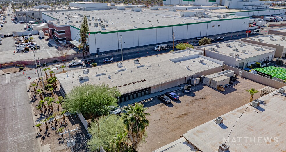 More Photos Of 2602 29th ave, Phoenix Distribution For Sale