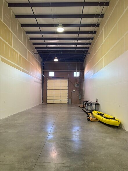 More Photos Of 457 N Old Highway 91, Hurricane Industrial For Lease