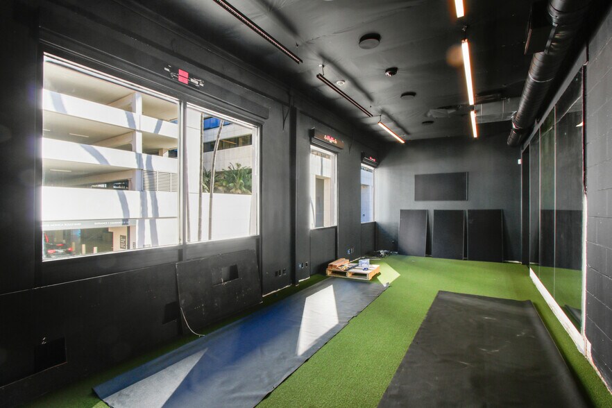 More Photos Of 1627 Pontius Ave, Los Angeles Loft Creative Space For Sale