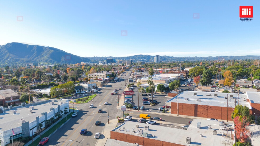 More Photos Of 1419-1439 W Olive Ave, Burbank Freestanding For Lease