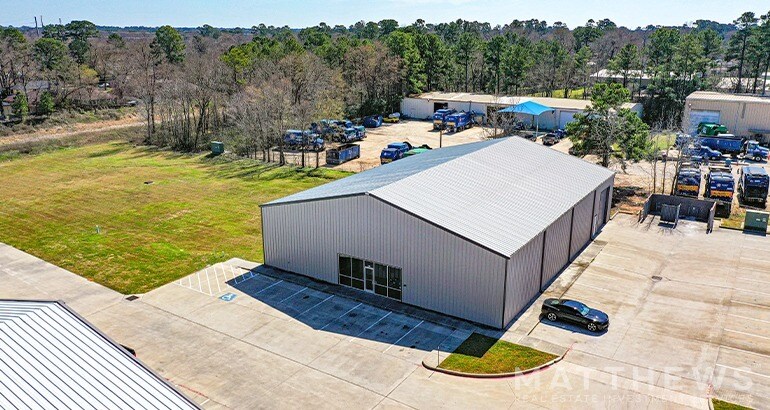 More Photos Of 117 Industrial Ct, Conroe Unknown For Sale