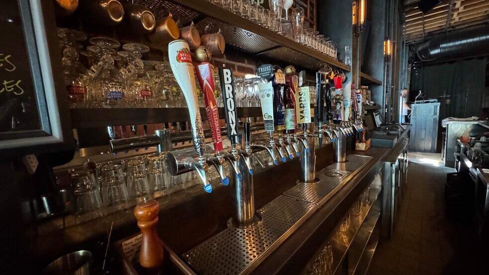 More Photos Of 217 Broadway, Bethlehem Restaurant For Lease