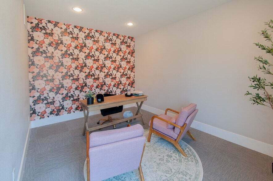More Photos Of 1645 Greens Prairie Rd W, College Station Office For Sale