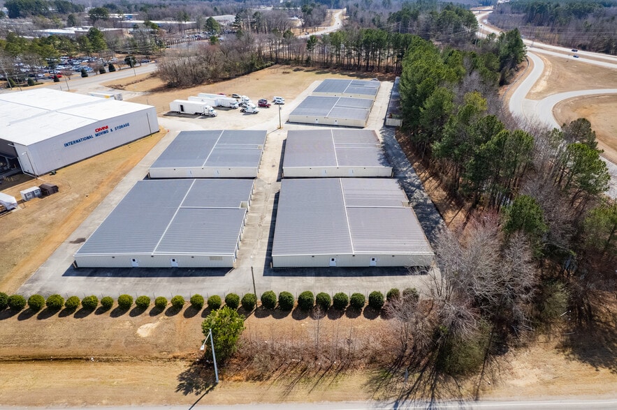 More Photos Of 803 S Eastern Blvd, Fayetteville Warehouse For Sale