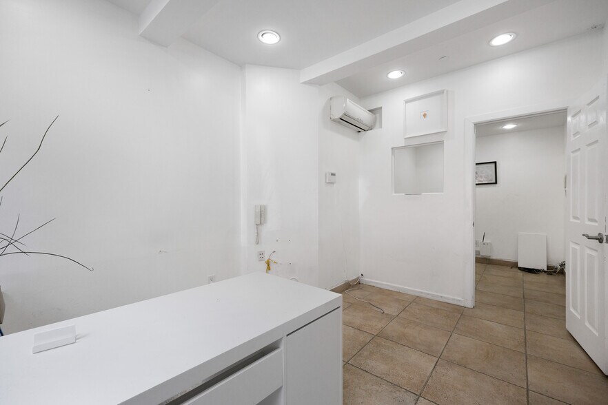 More Photos Of 229 E 2nd St, New York Apartments For Sale