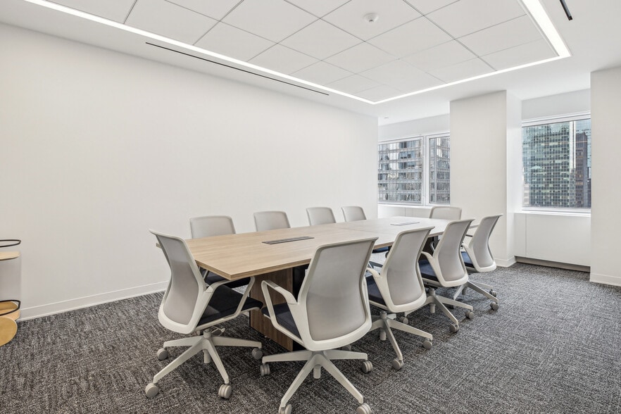 More Photos Of 650 Fifth Ave, New York Office For Lease