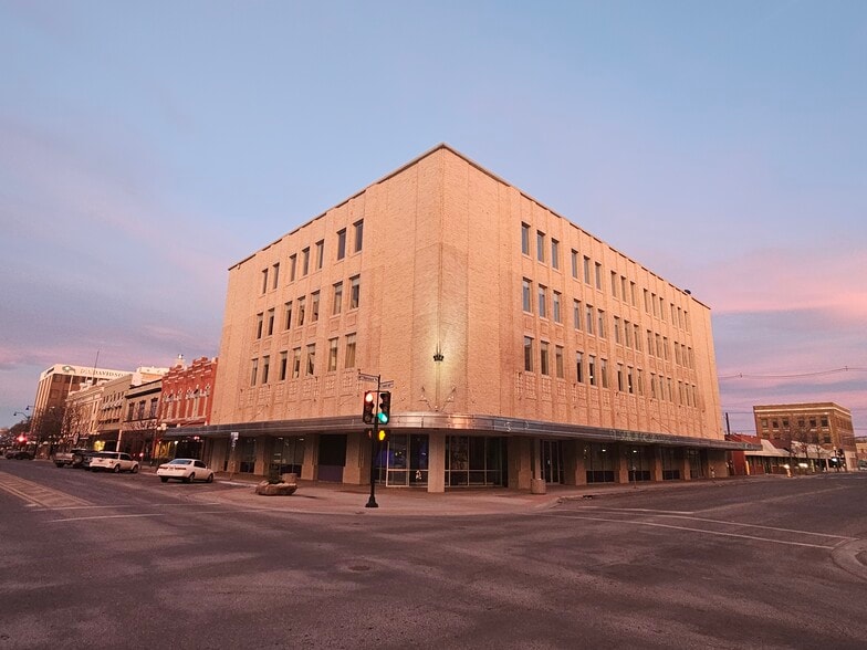 Primary Photo Of 321 Central Ave, Great Falls Office For Lease