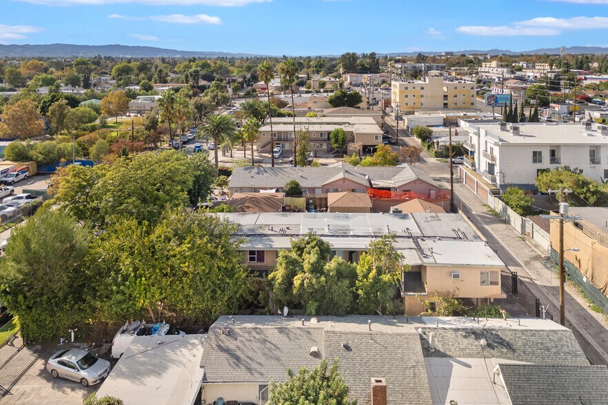 More Photos Of 11447 Tiara St, North Hollywood Apartments For Sale