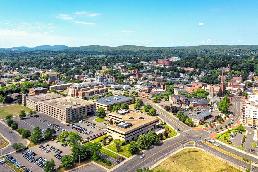 More Photos Of 1 Liberty Sq, New Britain Coworking Space