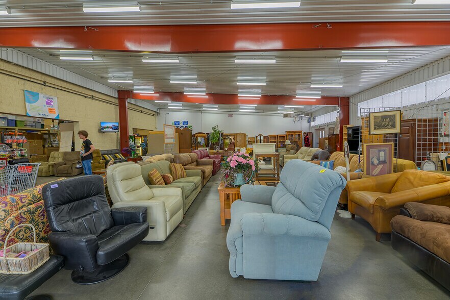 More Photos Of 1345-1375 Sherman Dr, Longmont Unknown For Lease