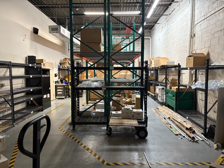 More Photos Of 25 Ross St, Wharton Warehouse For Lease