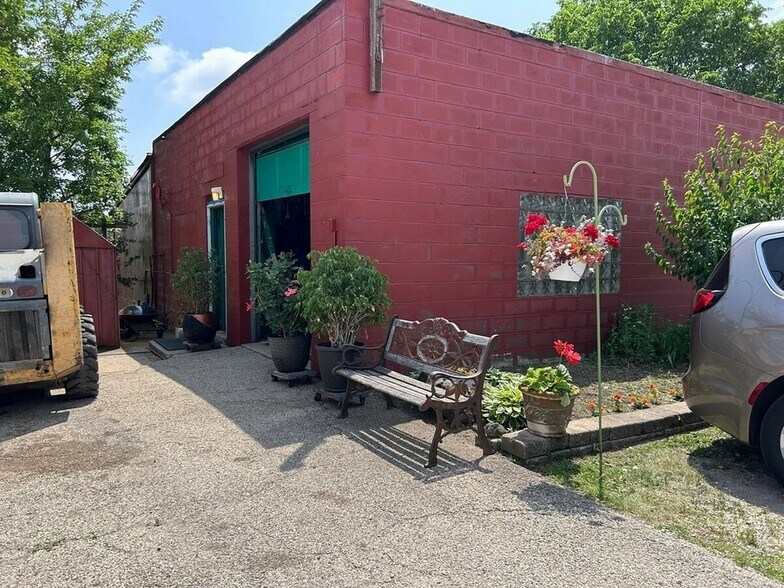 More Photos Of ,  General Retail For Sale