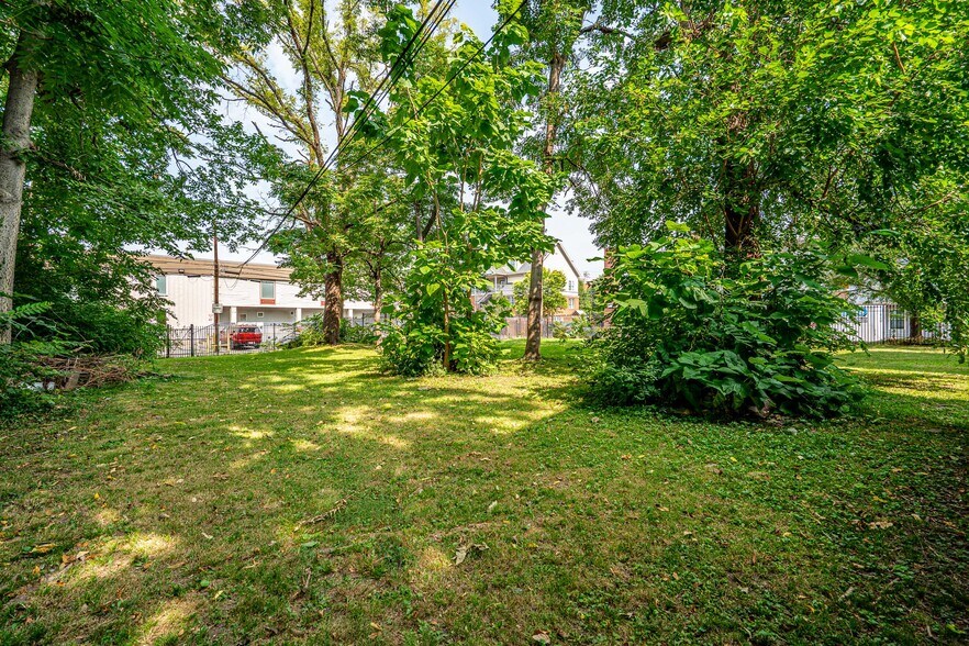 More Photos Of , Louisville Multifamily For Sale