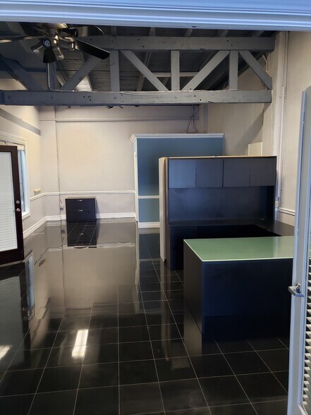 More Photos Of 29 S Federal Hwy, Dania Beach Office For Lease