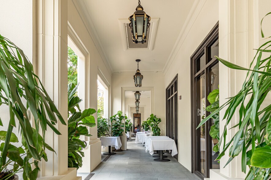 More Photos Of 1515 Sunset Dr, Coral Gables Office For Lease