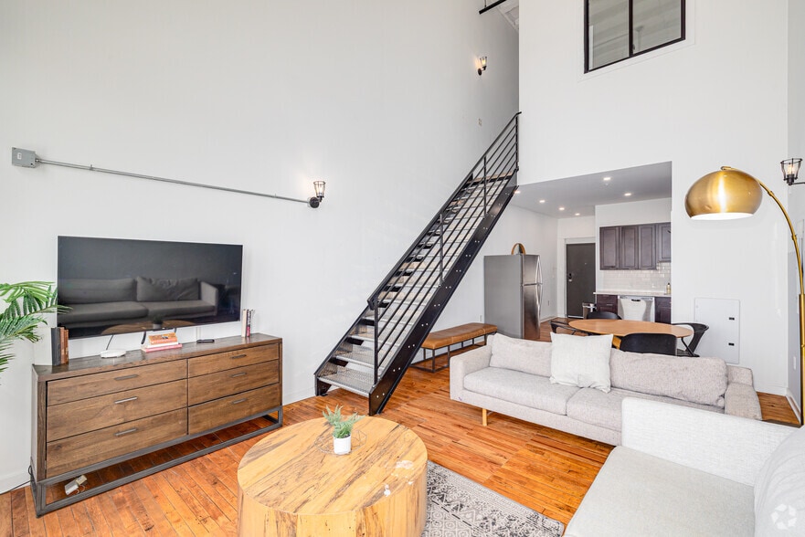 More Photos Of 220 S 47th St, Philadelphia Apartments For Lease
