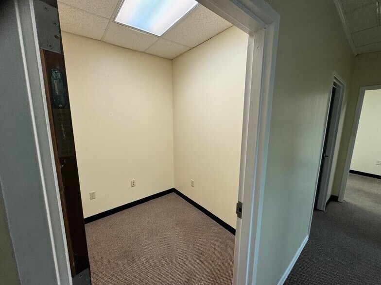 More Photos Of 3079 SW Campbellton Rd, Atlanta Medical For Sale