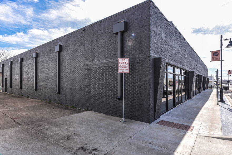 More Photos Of 300 N 8th Suite 100 St, Killeen General Retail For Lease