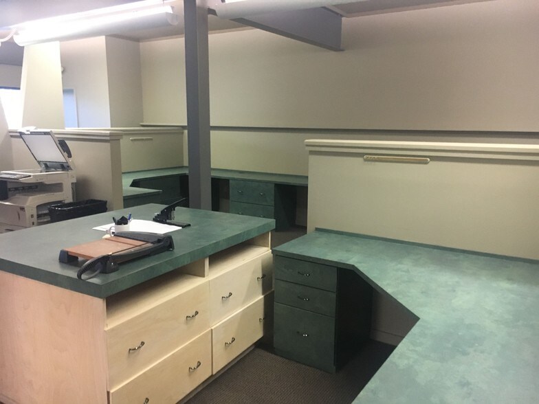 More Photos Of 5 Dunmore Ct, Hilton Head Office Residential For Sale