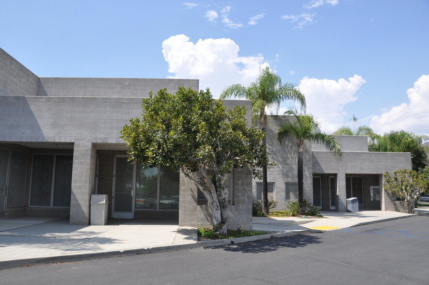 Primary Photo Of 13171 Telfair Ave, Sylmar Office For Lease