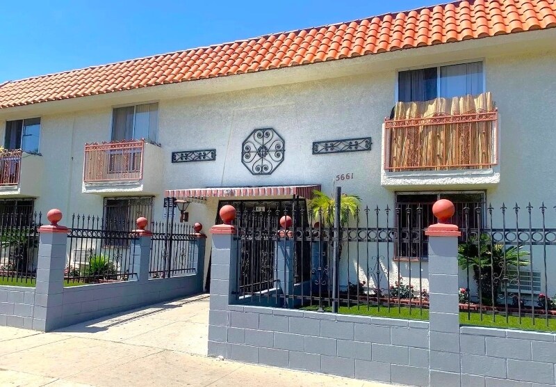 More Photos Of 5661 Lexington Ave, Los Angeles Apartments For Sale