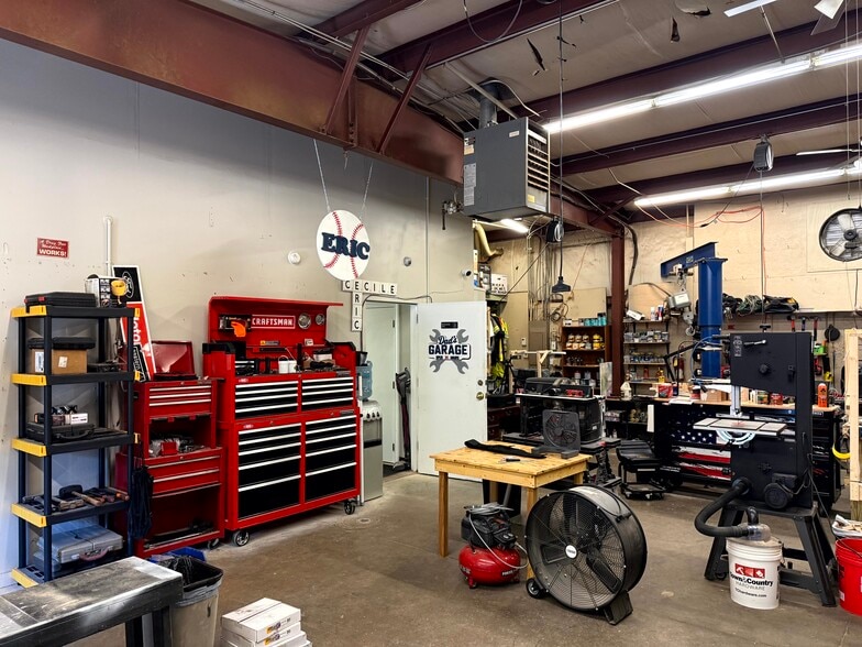 More Photos Of 117 Woodwinds Industrial Ct, Cary Flex For Sale