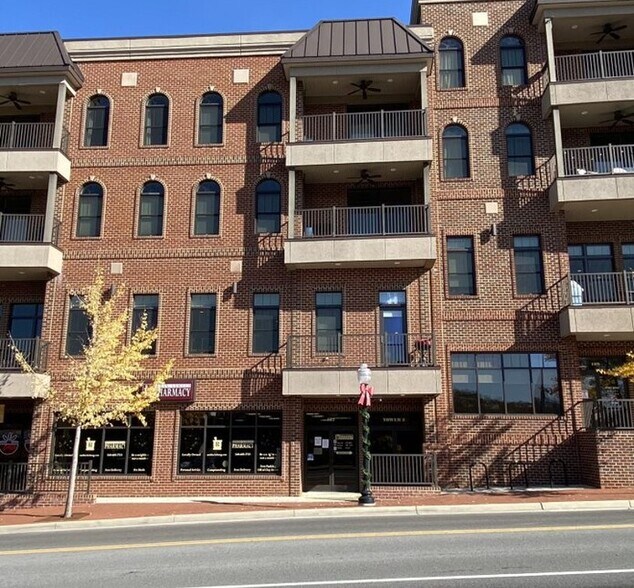 More Photos Of 301 S Main St, Blacksburg Office For Lease