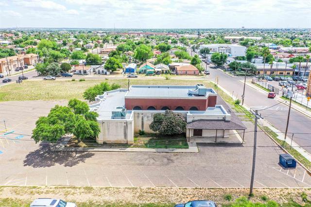More Photos Of 1900 Springfield Ave, Laredo Office For Sale