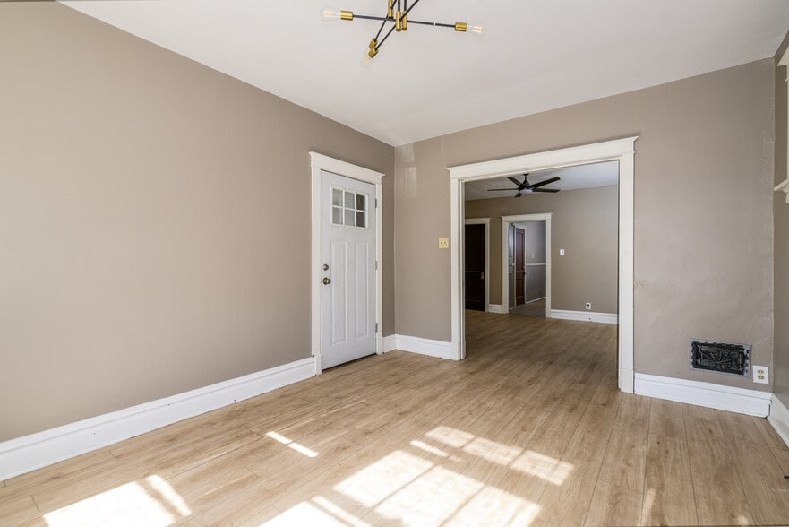 More Photos Of 5321 Michigan Ave, Saint Louis Multifamily For Sale