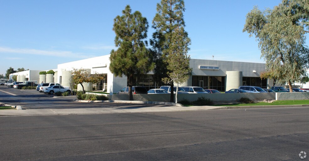More Photos Of 2090 E University Dr, Tempe Warehouse For Lease