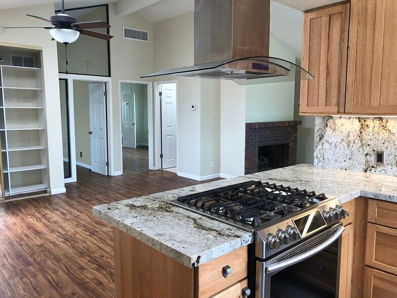 More Photos Of 16922 Lynn Ln, Huntington Beach Apartments For Sale