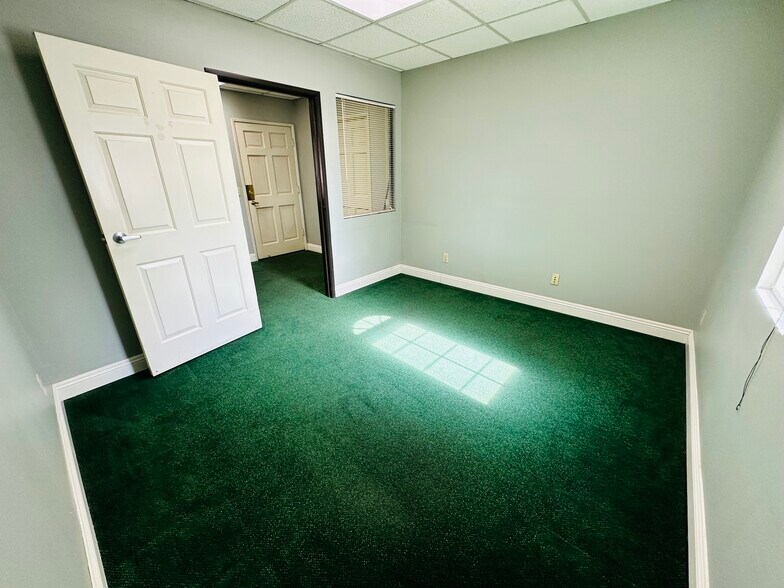 More Photos Of 370 W Grand Blvd, Corona Office For Sale