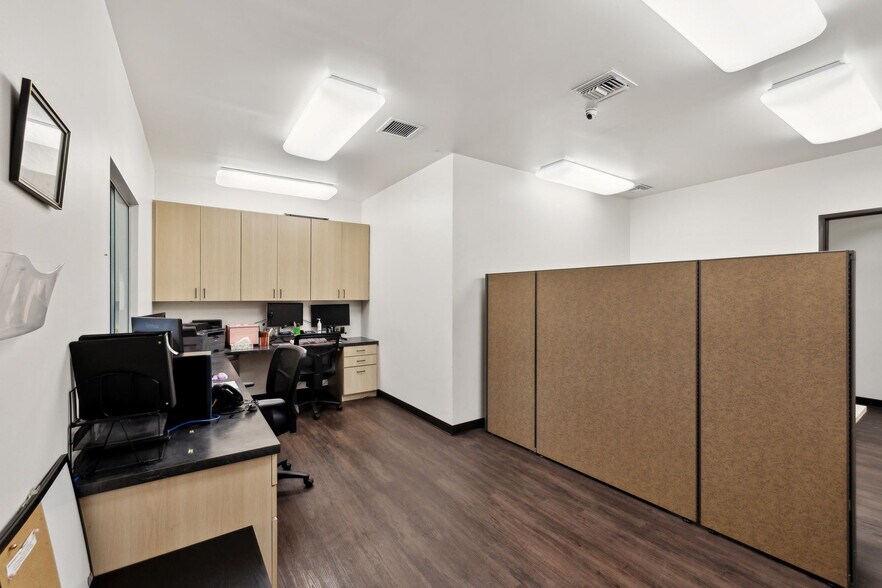 More Photos Of 2128 Babcock Rd, San Antonio Medical For Sale