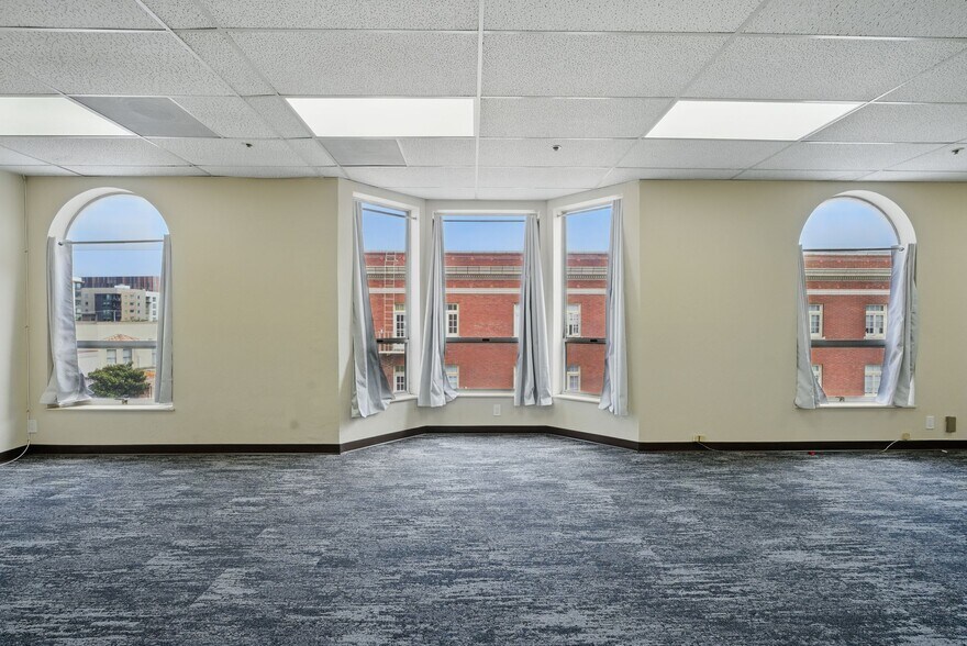 More Photos Of 301 Grand Ave, South San Francisco Office For Lease