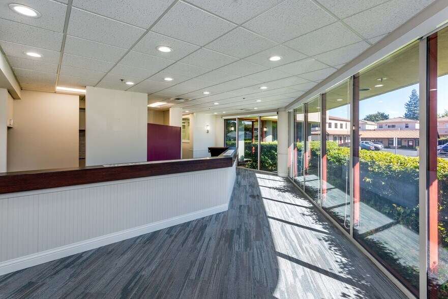 More Photos Of 1701 Novato Blvd, Novato Office For Lease
