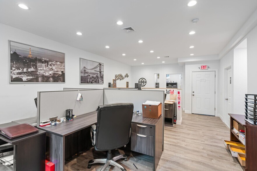 More Photos Of 312 Larkfield Rd, East Northport Office For Sale