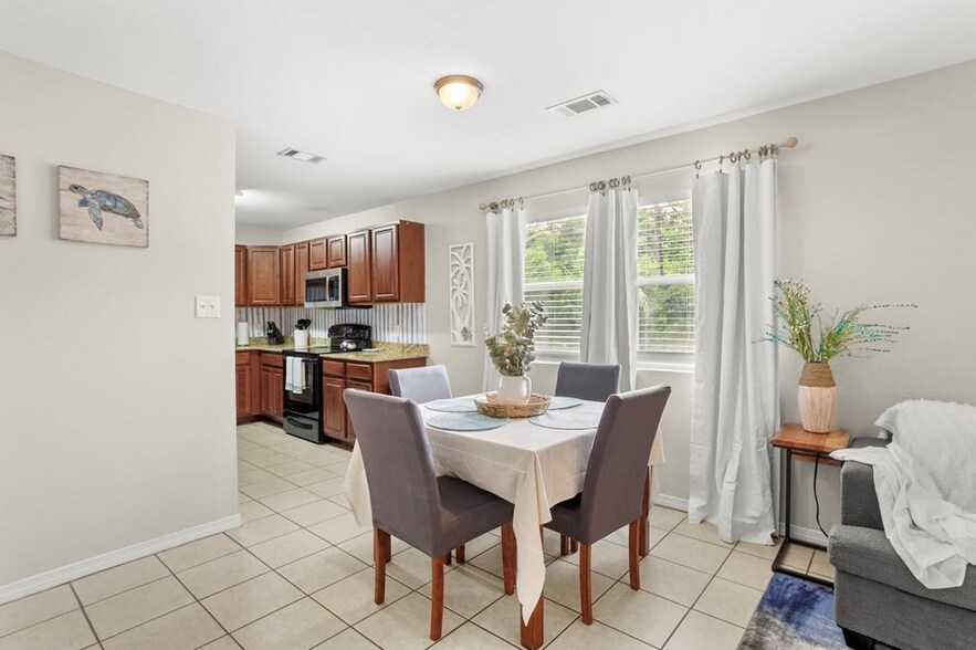 More Photos Of 485 Tegarden Rd, Gulfport Multifamily For Sale