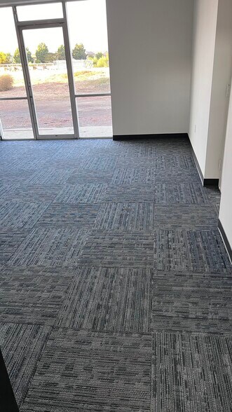 More Photos Of 3764 San Gabriel River Pky, Pico Rivera Warehouse For Lease