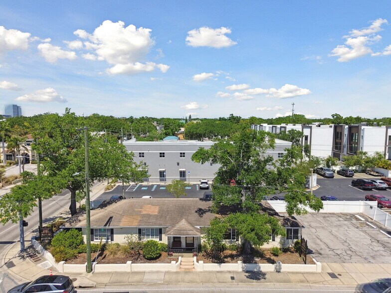 More Photos Of 3019 W Azeele St, Tampa Loft Creative Space For Sale