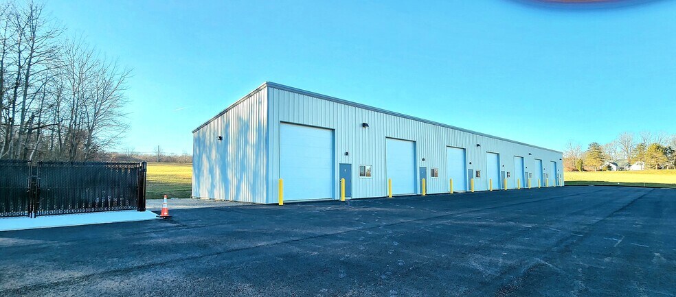 Primary Photo Of 22 Swicklas Ct, Plymouth Warehouse For Lease