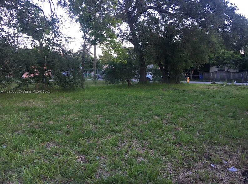 More Photos Of 141 NE 56th St, Miami Land For Sale